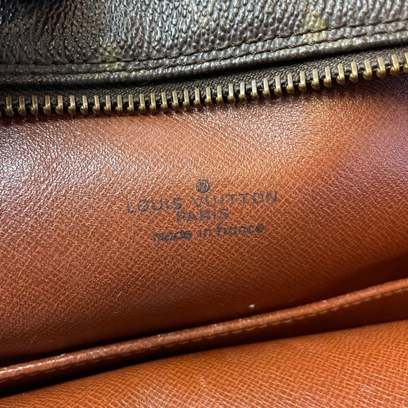 Vintage Louis Vuitton Monogram Crossbody - Picture 13 of 15